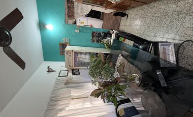 Casa en venta Malvinas Argentinas a reciclar 3 ambientes