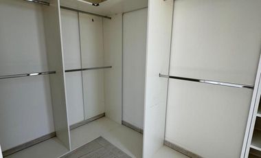 Casa en venta en rotonda con vista a la laguna | Área 11, San Sebastián, Loma Verde, Zelaya, Escobar