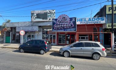 VENTA Local con Galpon de 327 m2 en 2 Plantas sobre Avenida Victorica - Moreno Norte