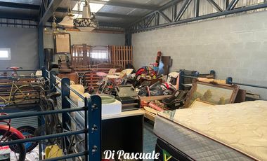 VENTA Local con Galpon de 327 m2 en 2 Plantas sobre Avenida Victorica - Moreno Norte