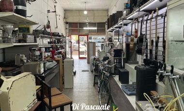 VENTA Local con Galpon de 327 m2 en 2 Plantas sobre Avenida Victorica - Moreno Norte