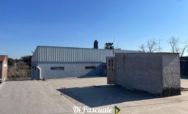 VENTA Local con Galpon de 327 m2 en 2 Plantas sobre Avenida Victorica - Moreno Norte