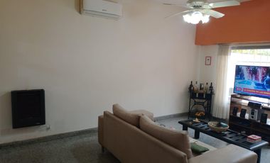 Casa en Remedios De Escalada