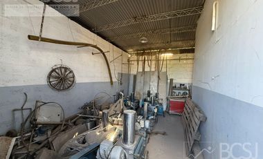 Bodega en Rivadavia - Av. Libertador al 7000 Oeste