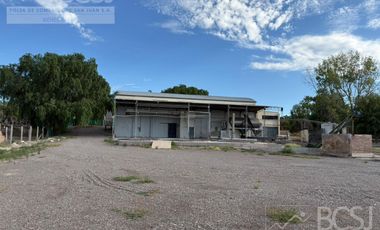Bodega en Rivadavia - Av. Libertador al 7000 Oeste