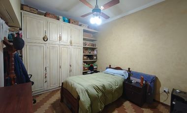 CASA EN PH VENTA 3 AMB EN CEFERINO NAMUNCURA 3642 (REMEDIOS DE ESCALADA)