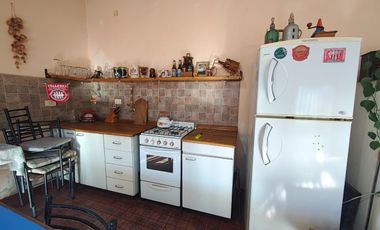 CASA EN PH VENTA 3 AMB EN CEFERINO NAMUNCURA 3642 (REMEDIOS DE ESCALADA)