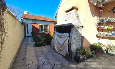 CASA EN PH VENTA 3 AMB EN CEFERINO NAMUNCURA 3642 (REMEDIOS DE ESCALADA)