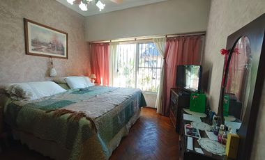 CASA EN PH VENTA 3 AMB EN CEFERINO NAMUNCURA 3642 (REMEDIOS DE ESCALADA)