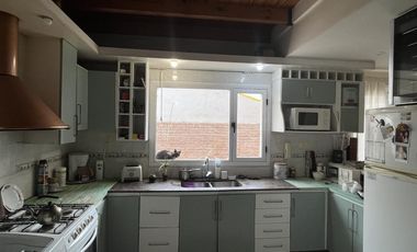 VENDE BARRIO SUR / ASFALTO / Casa en Puerto Madryn