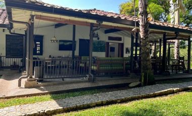 (V.I) FINCA LA ESPERANZA UBICADA ENTRE TITIRIBI Y AMAG
