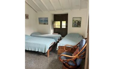 (V.I) FINCA LA ESPERANZA UBICADA ENTRE TITIRIBI Y AMAG