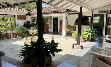 (V.I) FINCA LA ESPERANZA UBICADA ENTRE TITIRIBI Y AMAG
