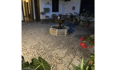 (V.I) FINCA LA ESPERANZA UBICADA ENTRE TITIRIBI Y AMAG