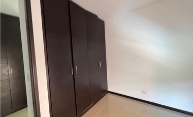 APARTAMENTO CON VISTA A ZONA VERDE