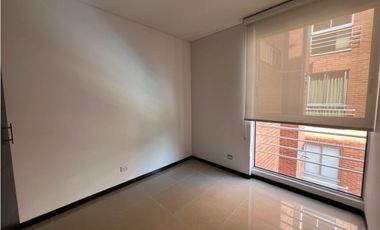 APARTAMENTO CON VISTA A ZONA VERDE