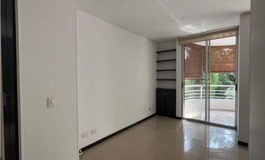 APARTAMENTO CON VISTA A ZONA VERDE