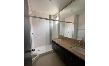 APARTAMENTO CON VISTA A ZONA VERDE