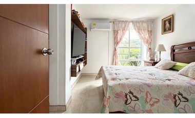 Casa de dos pisos en venta | Santa Ana - Palmira