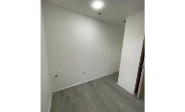 ARRIENDO  OFICINA EN EL DORADO, ENVIGADO