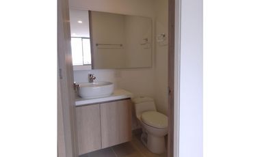 APARTA ESTUDIO EN ARRIENDO SECTOR DE CIUDAD DEL RIO - POBLADO