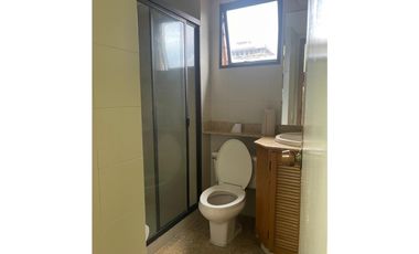 OFICINA EN ARRIENDO SECTOR AGUACATALA - POBLADO