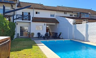 DUPLEX 4 AMBIENTES VENTA BARRIO LOS ROBLES BURZACO