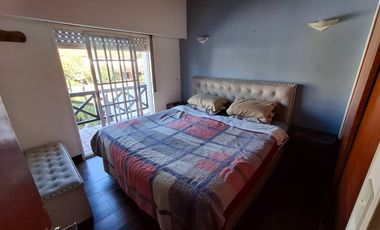 DUPLEX 4 AMBIENTES VENTA BARRIO LOS ROBLES BURZACO
