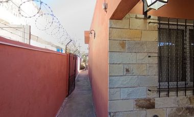 VENTA CASA 3 AMB C/QUINCHO + DPTO 2 AMB .LIBERTAD