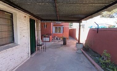 VENTA CASA 3 AMB C/QUINCHO + DPTO 2 AMB .LIBERTAD