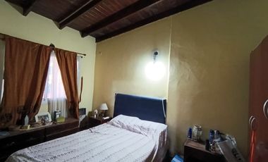 VENTA CASA 3 AMB C/QUINCHO + DPTO 2 AMB .LIBERTAD