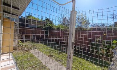 VENTA CASA 3 AMB C/QUINCHO + DPTO 2 AMB .LIBERTAD