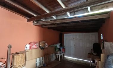 VENTA CASA 3 AMB C/QUINCHO + DPTO 2 AMB .LIBERTAD