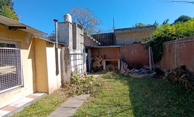 VENTA CASA 3 AMB C/QUINCHO + DPTO 2 AMB .LIBERTAD