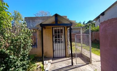 VENTA CASA 3 AMB C/QUINCHO + DPTO 2 AMB .LIBERTAD