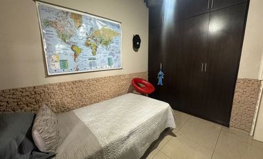 VENTA DE CASA DE CATEG. SOBRE ACCESO ESTE, MAIPU