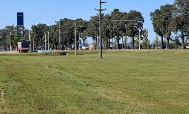 Terreno 12mts x 52,6mts, con Quincho en Cayastá