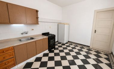 VENTA CASA 3 AMBIENTES A RECICLAR JARDIN QUINCHO