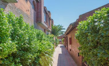 VENTA BUNGALOW EN COMPLEJO CERRADO SANTA CLARA