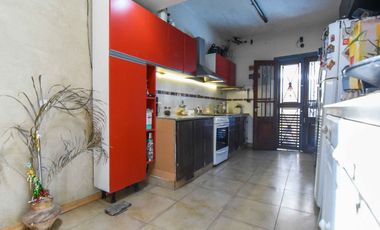 VENTA PH 4 AMB. CON PATIO Y TERRAZA APTO CREDITO