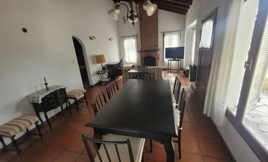 CASA ALQUILER ANUAL EN PINAMAR DE 3 AMBIENTES
