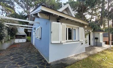 CASA ALQUILER ANUAL EN PINAMAR DE 3 AMBIENTES