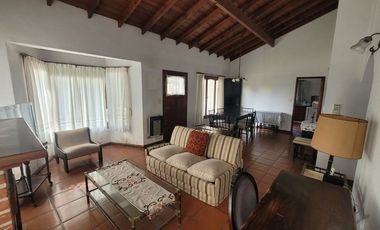 CASA ALQUILER ANUAL EN PINAMAR DE 3 AMBIENTES