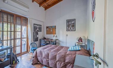 Casa 6 ambientes Garage  Pileta Quincho Beccar