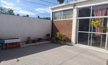 CASA 5 AMBIENTES EN VENTA EL JAGUEL MONTE GRANDE