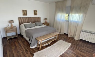 VENTA .CASA A LA LAGUNA . SAN SEBASTIAN .Area 9