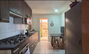 CASA EN PORTONES DE CHICUREO CON PISCINA