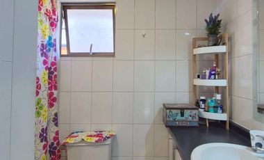CASA EN PORTONES DE CHICUREO CON PISCINA