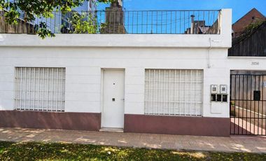 BARRIO SUR | Lote 179m² | 2 Casas Independientes