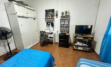 CASA 4 AMBIENTES EN VENTA EN SARANDI APTO CREDITO